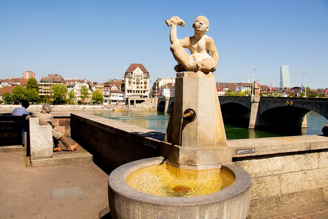 1 Hour express walk of Basel with a Local - Ending at Spalentor City Gate: your last landmark as a future clue