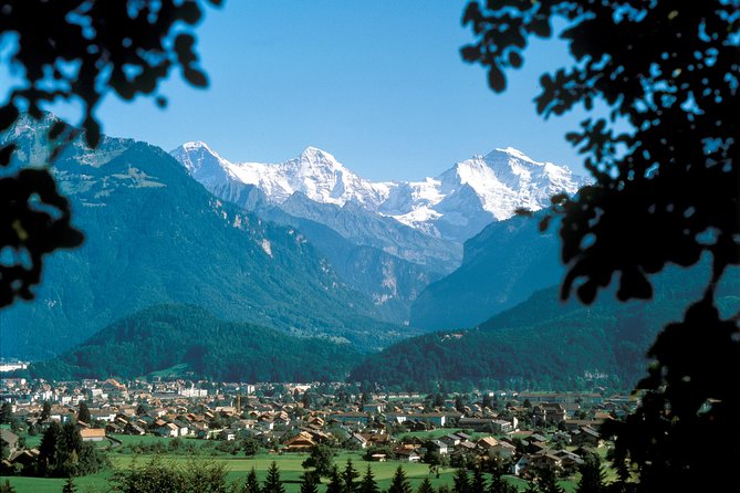 2-Day Jungfraujoch Top of Europe Tour from Zurich: Interlaken or Grindelwald - The Descent: Wengen Passing Glimpse and Lauterbrunnen Return