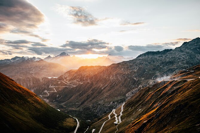 4-Day Swiss Alps Porsche Drive: Interlaken, Furka-Grimsel-Susten - The car, the passes, and why the routing feels right