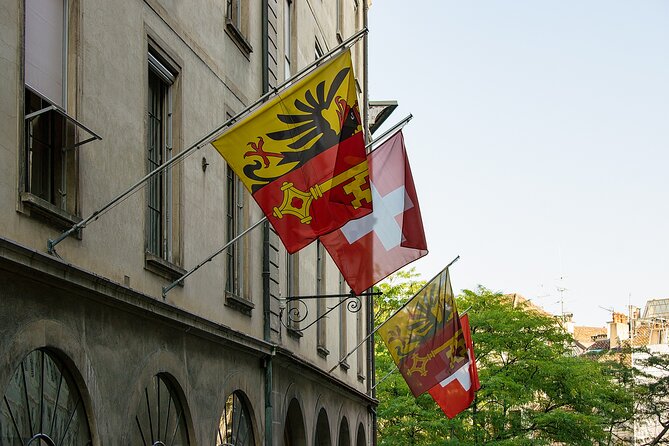 A Self-Guided Audio Tour of Geneva’s Old Town - Stop 3: Tavel House, Geneva’s Oldest House Turned Museum