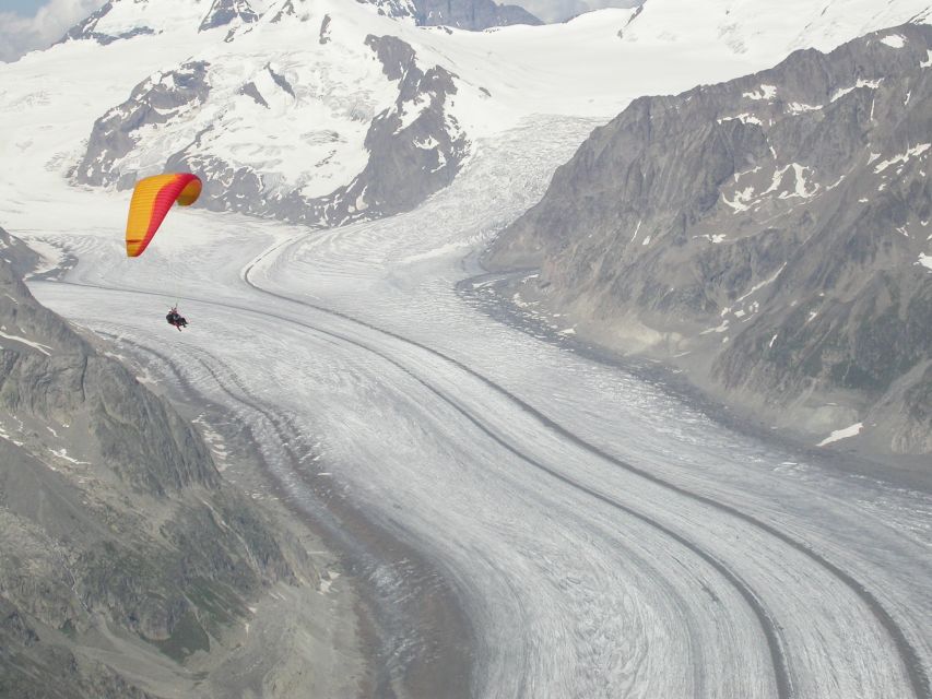Aletsch Arena: Paragliding Tandem Flight Basic - The harness and helmet moment, and the brief instruction