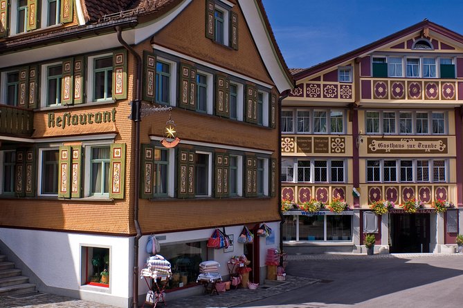 Appenzell Alps Day Trip from Zurich - Farm Life & Cheese Tasting - Hoher Kasten cable car at 1,800 meters: when the weather helps, it really helps
