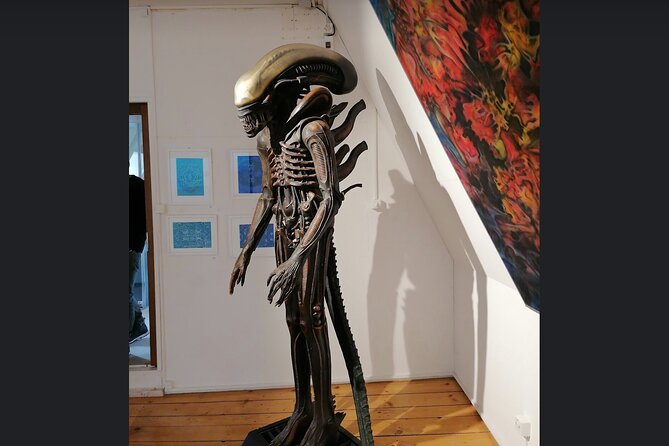 Art, Castle & Aliens: Gruyères Full-Day Tour to HR Giger Museum - Geneva to Gruyères by car, with the lake views doing some of the work