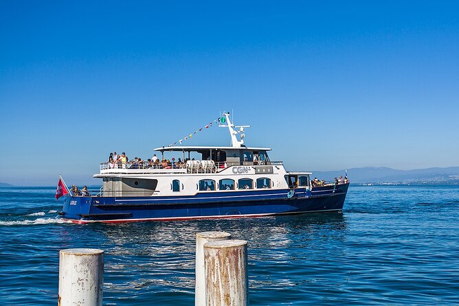 Audioguided sightseeing cruise of Geneva - Comfort, Seating, Restroom, and What You Should Know About Drinks