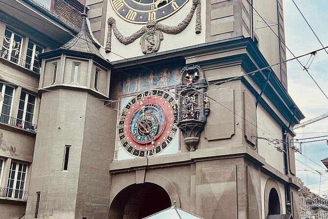 Beautiful Bern's Legends: A Self-Guided Audio Tour - Kindlifresserbrunnen and Chäshütte: Public Art Meets Swiss Cheese