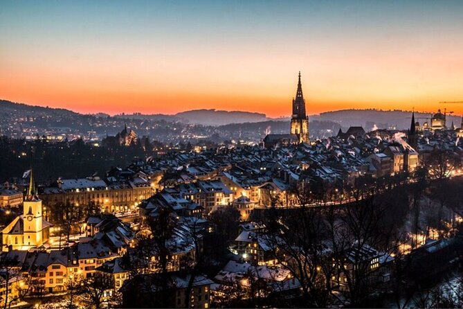 Bern Highlights and Hidden Gems Walking Tour With A Guide - Bundesplatz and the Bundeshaus dome, where Bern shows its civic side