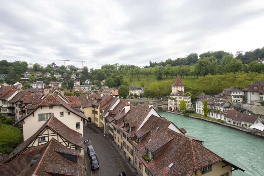 Bern: Private Express Walk with a Local in 60 minutes - Price and value: what $102 per person really buys you
