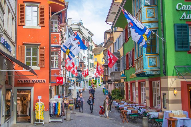 Best Intro to Zurich in 2 hours with a Local - Wandering the preserved old town lanes with pastel charm