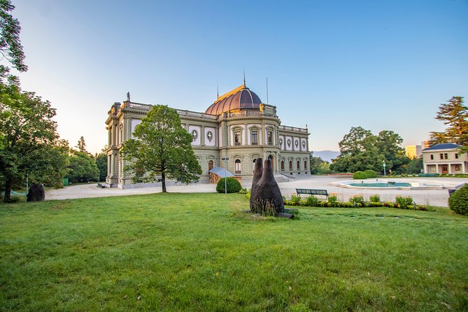 Best Intro Tour of Geneva with a Local - Stop 3: an iconic park stop for a real break in the middle