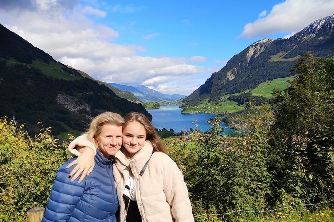 Best of Bernese Oberlands from Luzern - Interlaken to Lauterbrunnen: the valley feeling changes fast