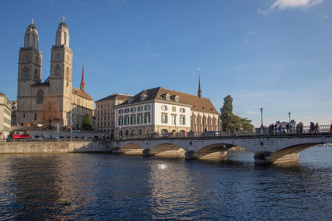 Best of Zurich Tour with Felsenegg Cable Car and Ferry Ride - Starting at Sihlquai, then letting the AC coach do the heavy lifting