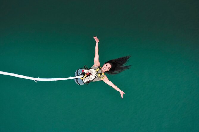 Bungy Jump Stockhorn with OUTDOOR - What you should bring (and what the tour does not cover)