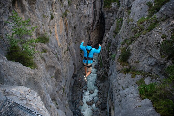 Canyon Swing with OUTDOOR - The gorge walk after your swing, sensory tunnels and rock galleries