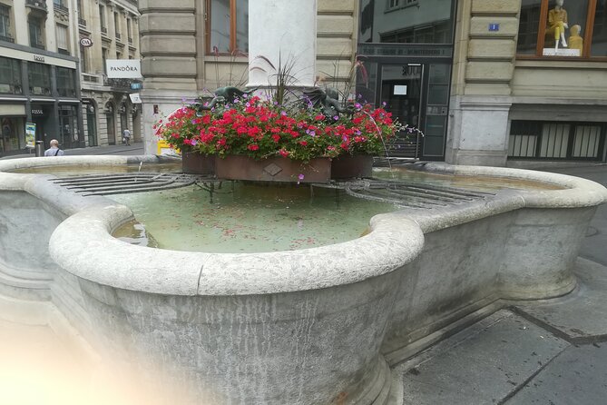 City tour Basel (walking tour) - Offene Kirche Elisabethen: a free church stop for a calm reset
