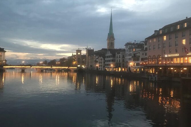 City tour Zurich with the city whispers from CHF 21.00 - Getting oriented in central Zurich, Zurich HB to Bahnhofstrasse
