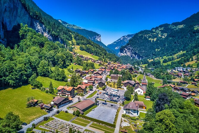 Daytrip to Swiss Villages: Interlaken Grindelwald & Lauterbrunnen - Stop 4: Lauterbrunnen and Trümmelbach Falls in a Tight 1.5 Hours