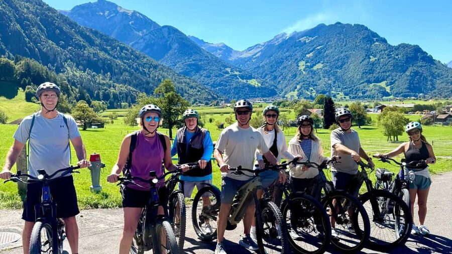 Discover Interlaken E-Bike Tour - Lakes Ruins and Views - Key things you’ll notice on this Interlaken e-bike route