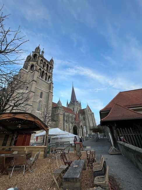Discover Lausanne’s highlights with a local guide (EN) - Meeting at St-François: where your walk actually starts