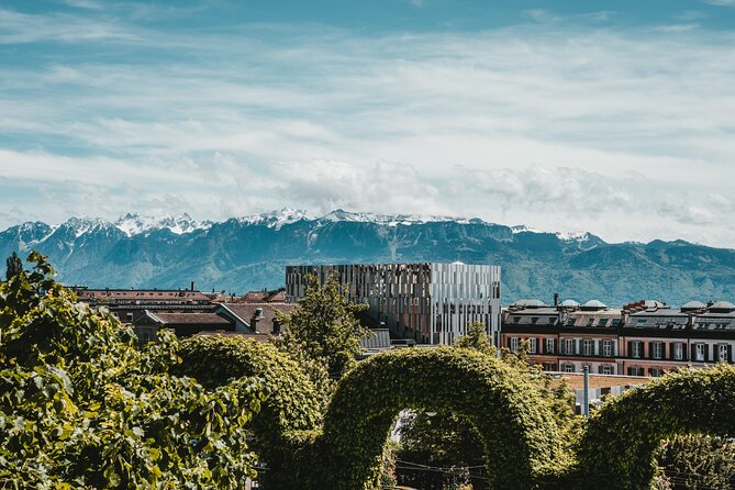 Discover Lausanne’s most Photogenic Spots with a Local - Rue de la Barre to the 15th-century castle viewpoint