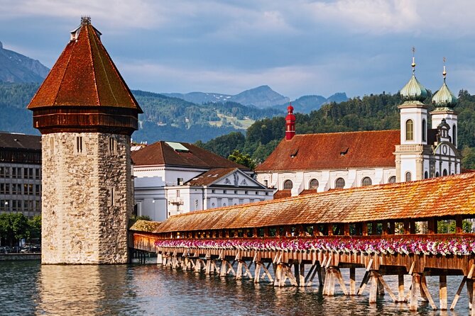 Exclusive Panoramic Train Journey though the Heart of Swiss - A Swiss Panoramic Train Day, with Lucerne and the Jungfrau Region in One Shot
