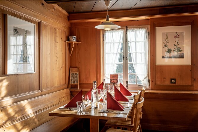 Experience Switzerland in the Ballenberg open-air museum - Food, drinks, and the realistic bathroom situation