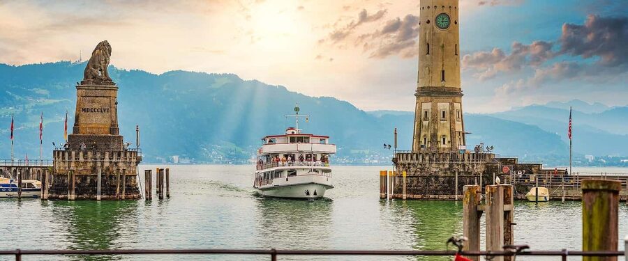 Explore 4 Countries in a Day: Liechtenstein,Austria&Germany - Four countries in one day, starting and ending in Zurich
