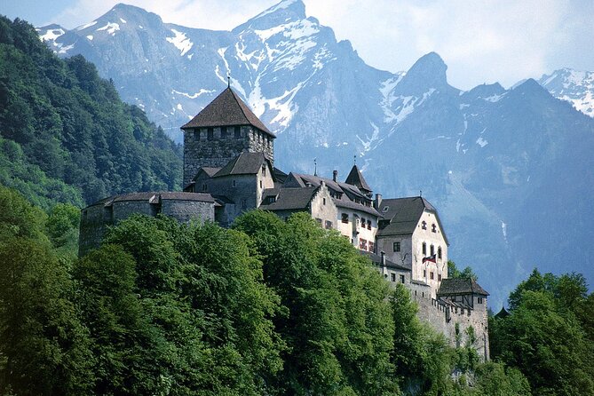 Explore 4 Countries in a Day: Liechtenstein,Austria,Swiss&Germany - Key Things You Should Know Before You Go