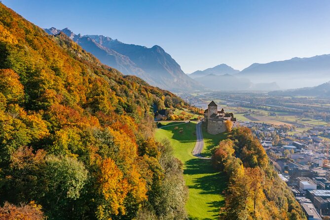 Explore 4 Countries in a Day: Liechtenstein,Austria,Swiss&Germany - Feldkirch, Austria and the Schattenburg Castle Views