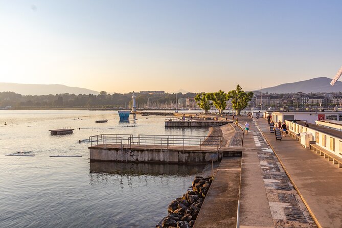 Explore the Instaworthy Spots of Geneva with a Local - Price and the 90-minute photo-game plan