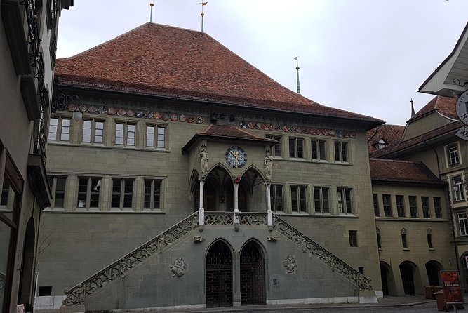 Exploring Bern City: Swiss Capital Private Walking Half-Day Tour - Munsterplattform and Bern Minster: views first, then the Gothic story