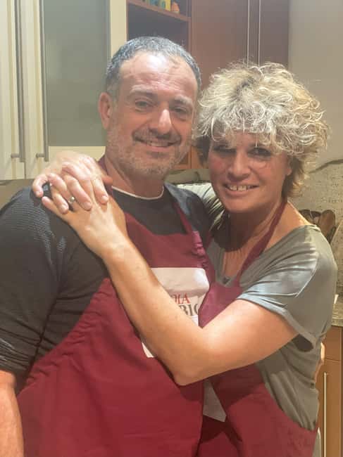 Family-Style Italian Pizza Cooking Class & Dining Experience - Wine in this class is part of the lesson, not just a perk