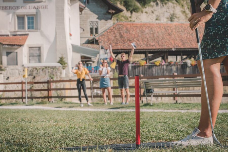 Fribourg: Urban Golf Experience to Discover the City - Starting at Fribourg Tourisme, Place Jean Tinguely