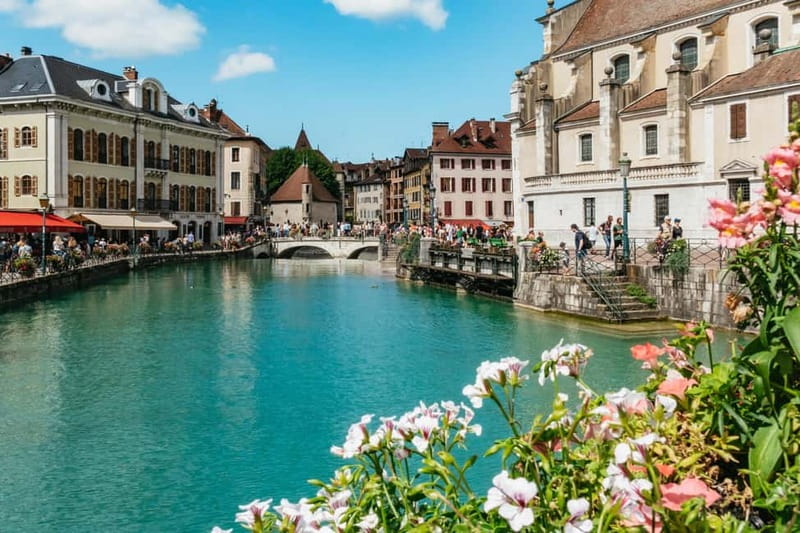 From Geneva: Annecy Half-Day Trip - Why Annecy Feels Like a French Postcard, Even in Winter