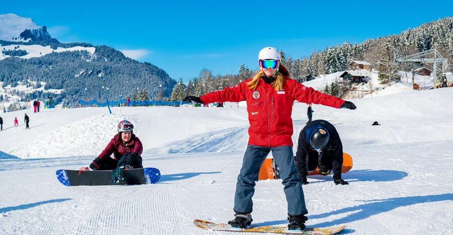 From Interlaken: Afternoon Beginners Snowboarding Lesson - Getting kitted up: included gear and the stuff to bring yourself