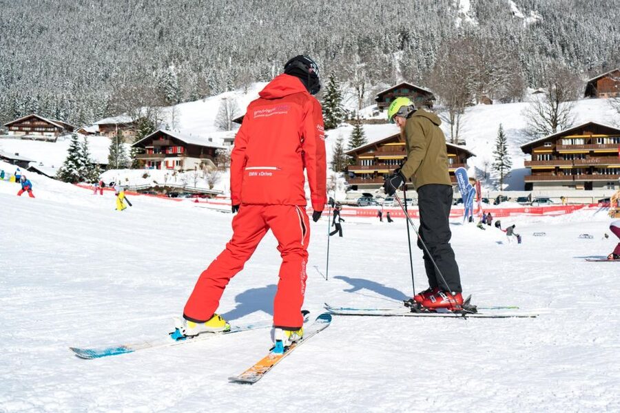 From Interlaken: Afternoon Ski Experience for Beginners - What to bring, what to rent, and what to plan for