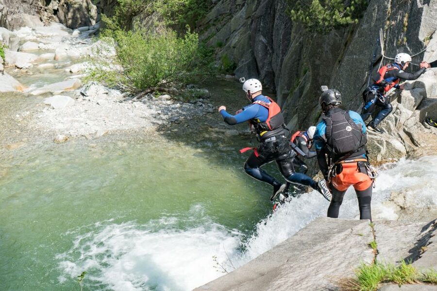 From Interlaken: Grimsel Gorge Canyoning Tour - Who should book Grimsel Gorge canyoning, and who should skip it