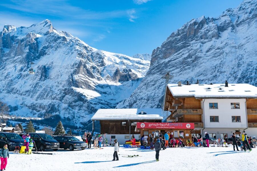 From Interlaken: Grindelwald Beginners Snowboarding Lesson - What the Safety Induction Really Does for You