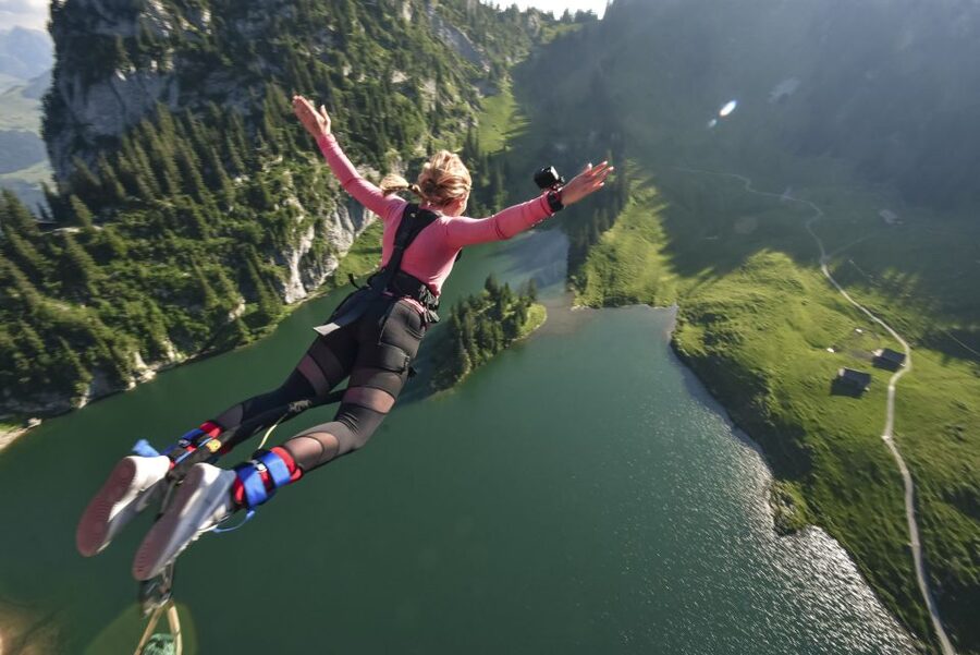 From Interlaken: Stockhorn Bungee Jump - The jump itself: 440 feet, weightlessness, freefall, rebound