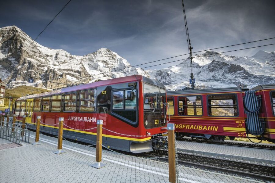 From Lausanne: Interlaken and Jungfrau Train Experience - Lausanne to Jungfraujoch: how the day really moves