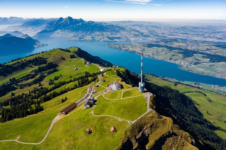 From Lucerne: Mount Rigi Day Trip with Cruise and Cable Car - Lake Lucerne first: this is how you set the tone in 1 hour