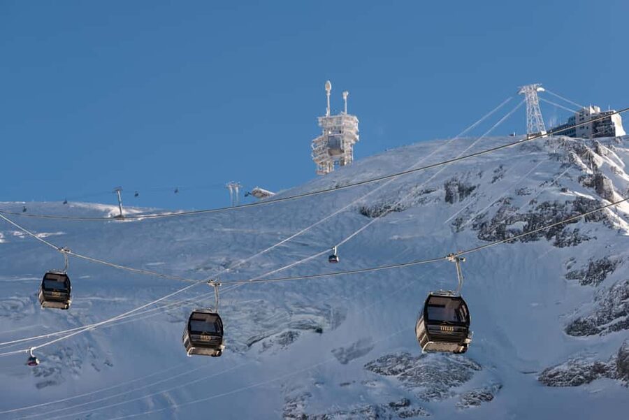 From Lucerne: Mount Titlis Day Trip with Cable Car Ride - Trübsee stop: a short reset with classic lake views