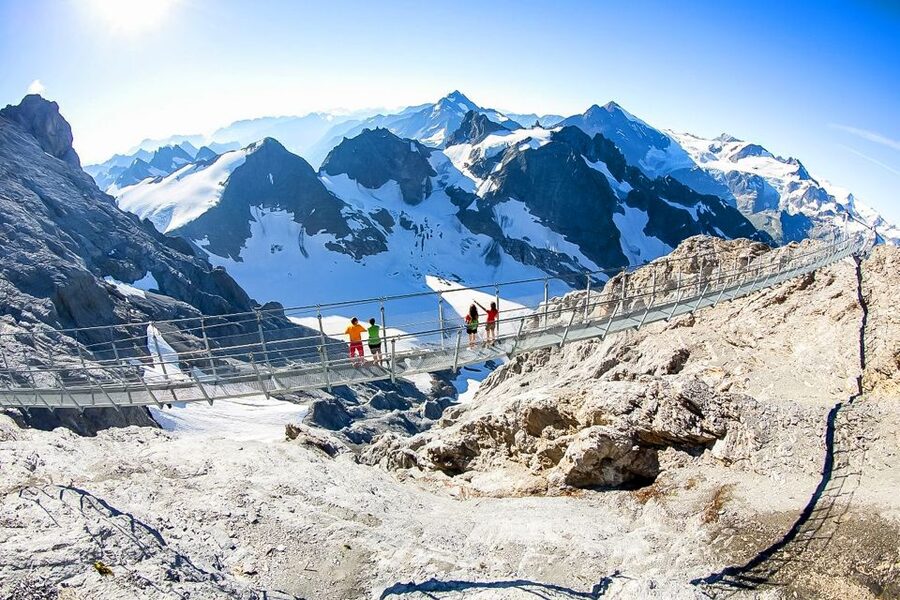 From Lucerne: Mount Titlis Half-Day Tour with Ice Flyer - Summit time on Titlis Mountain, plus the Horizon option