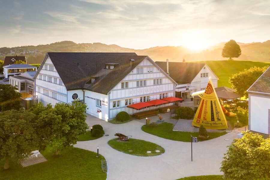 From Zurich: Chocolate and Cheese Tour in Appenzell - Appenzeller Schaukäserei: what you actually see, and how the tasting works