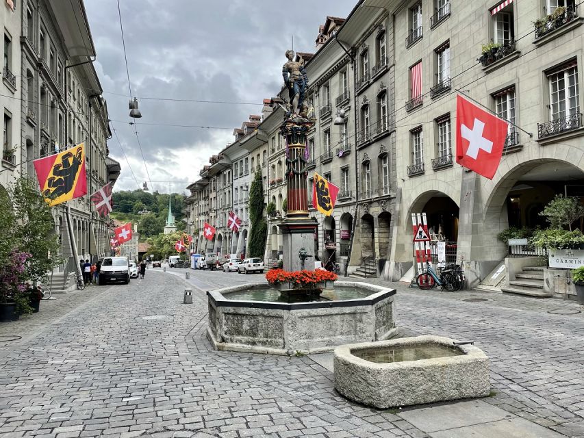 From Zurich/Lucerne: Berne Capital and Countryside Day-Trip - Kambly Experience in Trubschachen: biscuit tasting as the main event