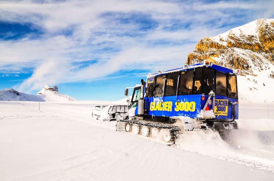 Full-Day Trip to Riviera Col du Pillon & Glacier 3000 - Montreux free time around 3 pm, a calmer finish after the glacier