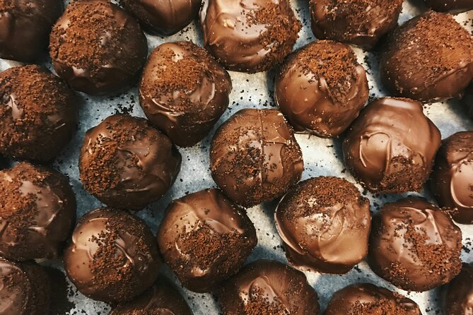 Geneva Chocolate & Sweet Delights Walking Tour by Do Eat Better - What you eat (and why the value adds up)