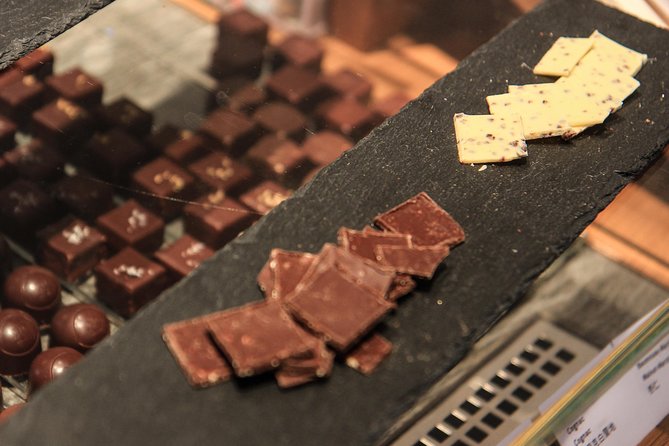 Geneva Chocolate Tour in a Tuk Tuk - Geneva at Chocolate Speed: Why an eTukTuk Tour Feels So Easy