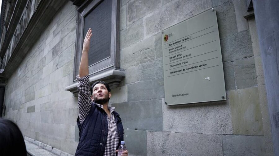 Geneva: Complete Tour, UN area & Old City (Hotel PICK-UP) - Geneva City Hall and the Old Arsenal Area: Short Visits, Clear Orientation