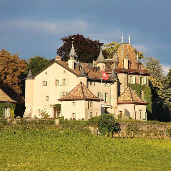 Geneva Countryside And Art Museum At A Castle Wine By E-Bike - Why This Geneva E-Bike Wine Combo Makes Sense