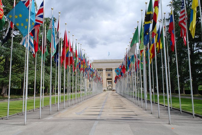 Geneva Highlights 2-Hour Introductory Tour - Stop 1 at KeyTours S.A.: The Orientation Ride That Sets You Up
